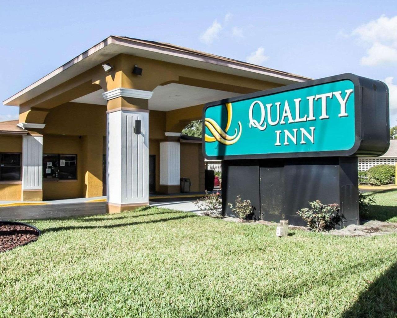 Quality Inn Near Blue Spring Orange City Exterior photo